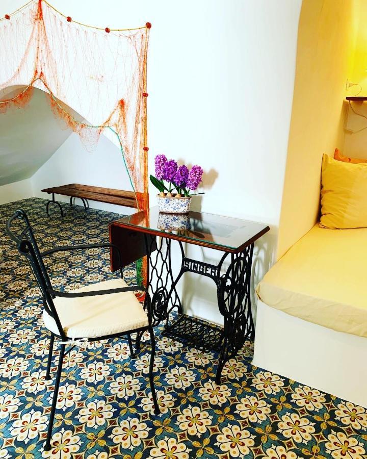 Bed and Breakfast Antica Dimora Санта-Марина-Салина Экстерьер фото